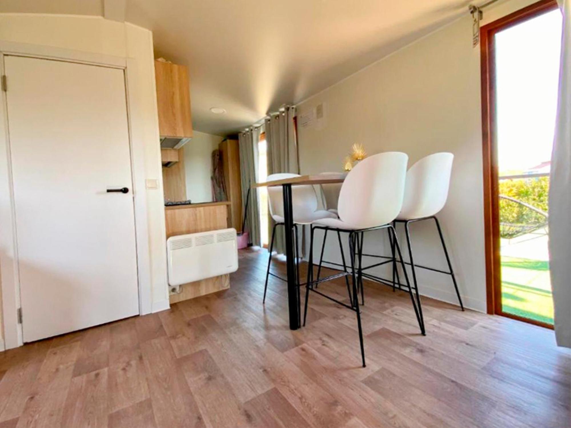 Apartamentos Via Street 3000 Hinojedo Ngoại thất bức ảnh